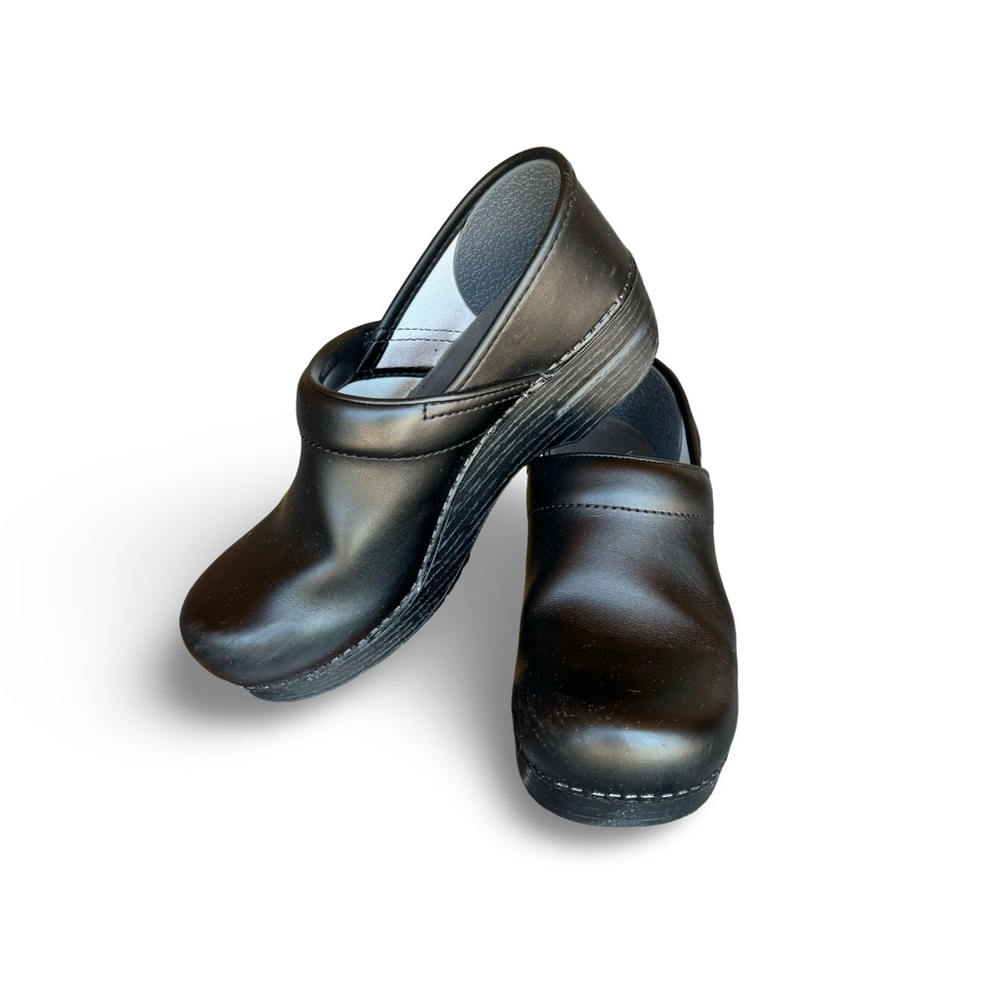 Black Dansko Nursing Shoes Size 39